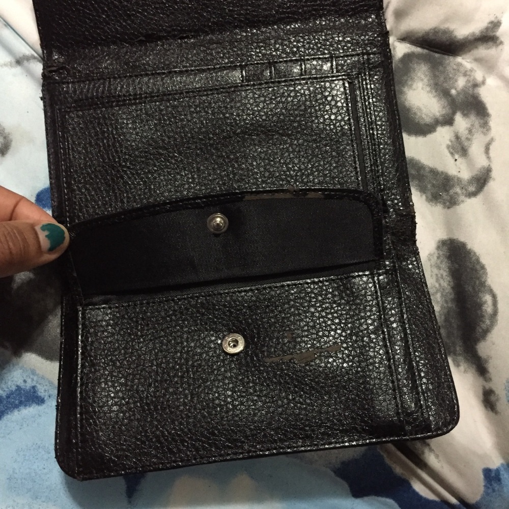 🌸 Brand new Banana Republic wallet 🌸 - Picture 5 of 7